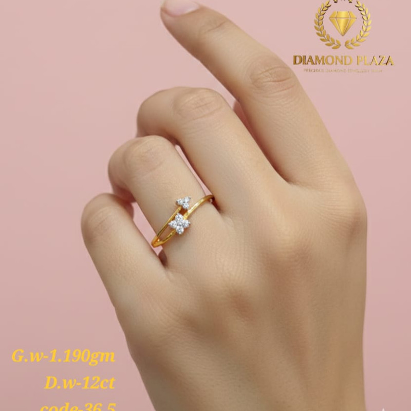 Diamond Ladies Ring
