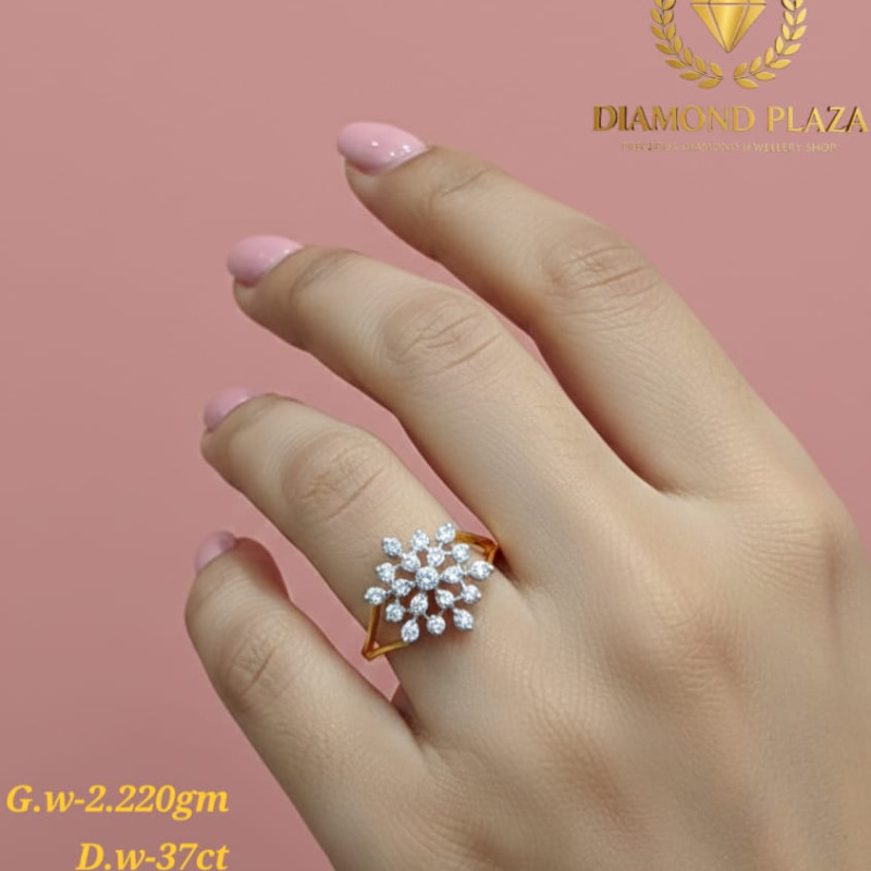 Diamond Ladies Ring