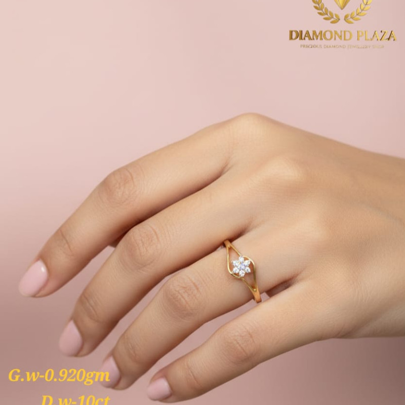 Diamond Ladies Ring