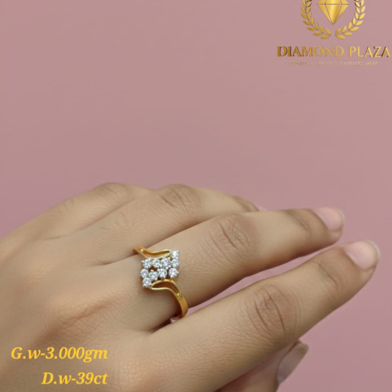 Diamond Ladies Ring