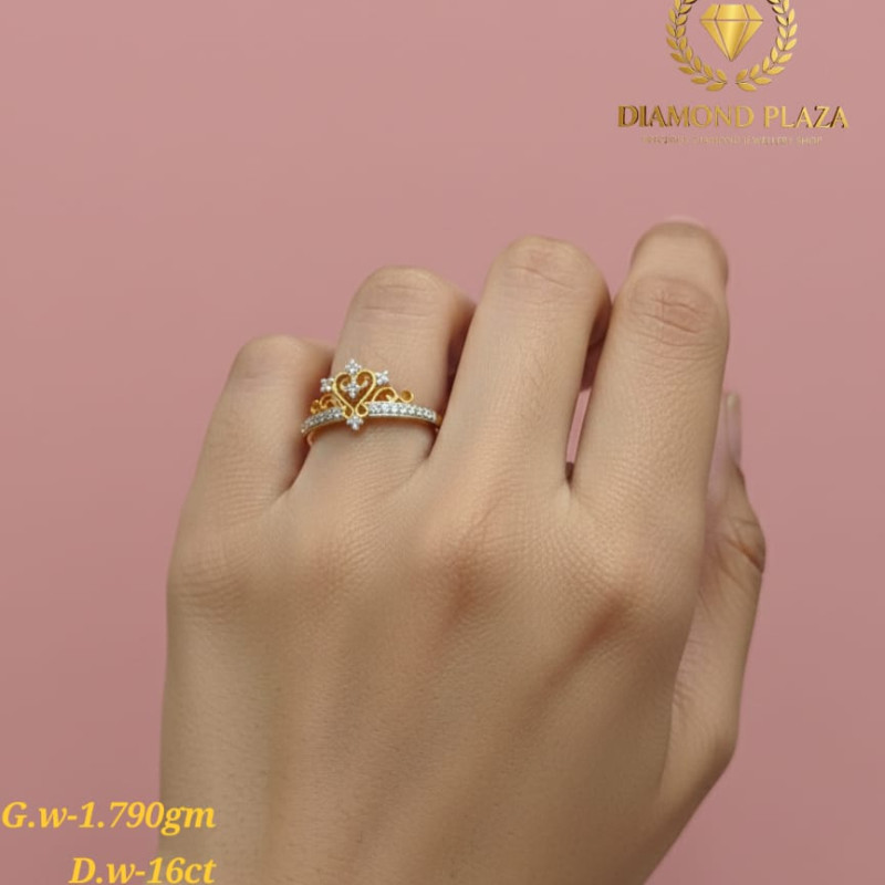 Diamond Ladies Ring