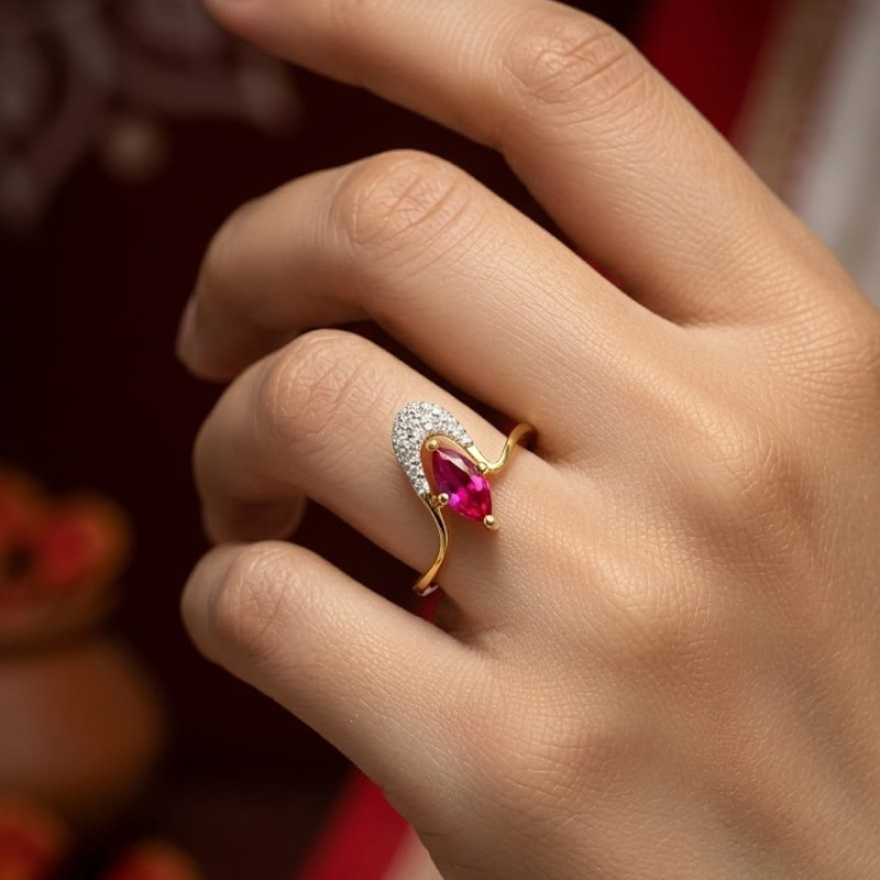 Diamond Ladies Ring