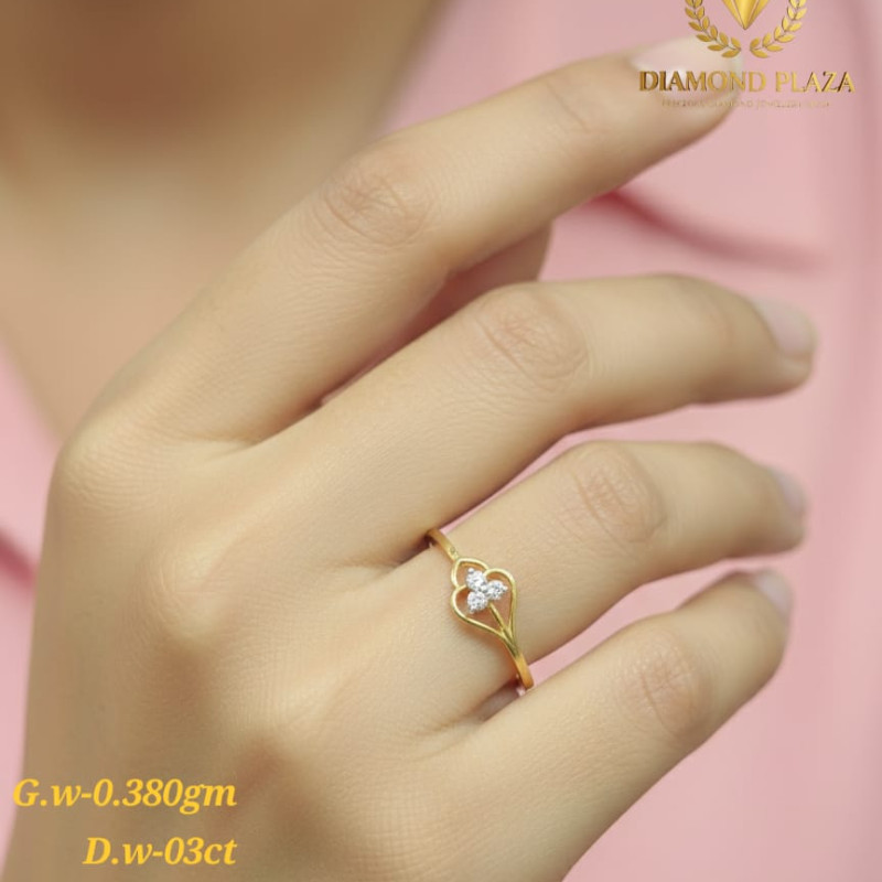 Diamond Ladies Ring