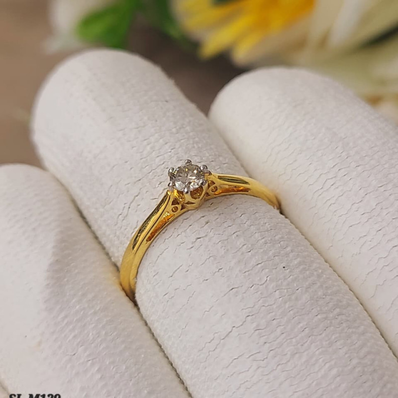 Diamond Ladies Ring