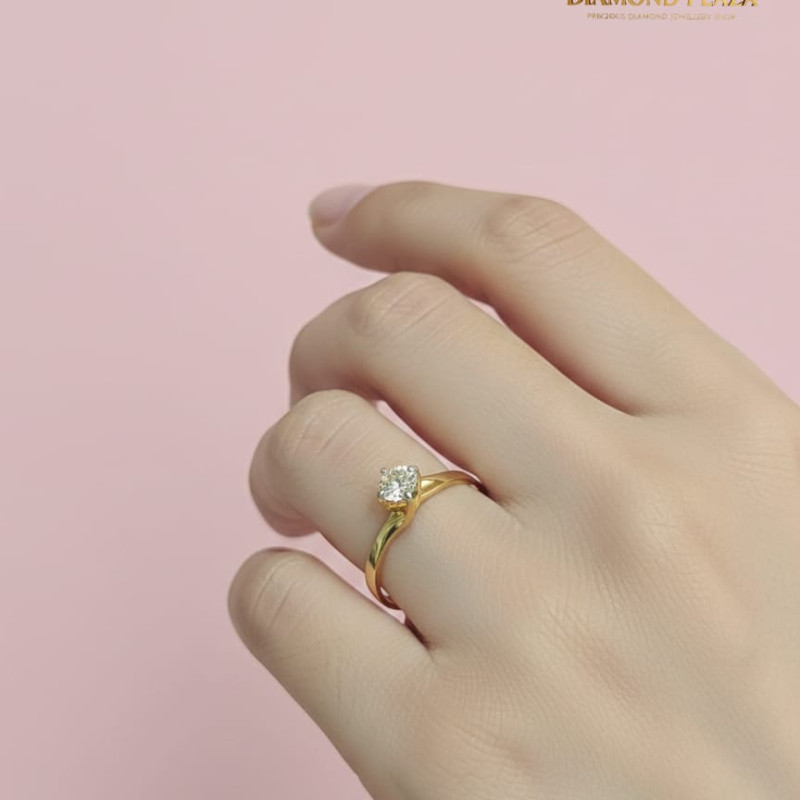 Diamond Ladies Ring