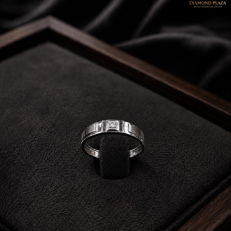 Platinum Essence Band Ring
