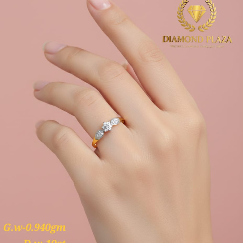 Diamond Ladies Ring
