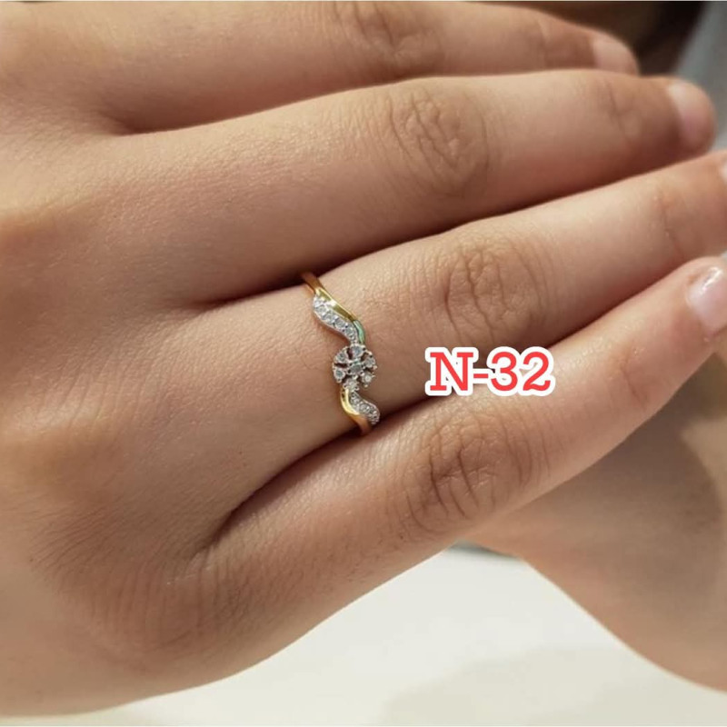 Diamond Ladies Ring