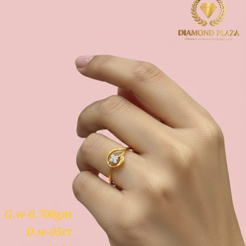 Diamond Ladies Ring